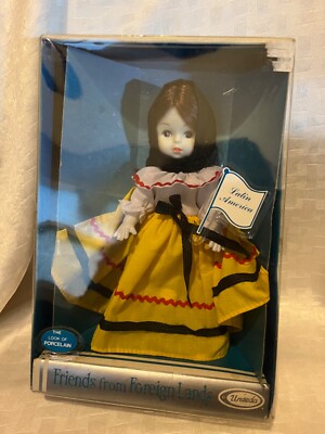 Uneeda Doll Friends from Foreign Lands Latin America 8