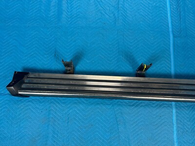 Mercedes G500 G550 G55 G63 G65 Running Board Step Passenger's Side