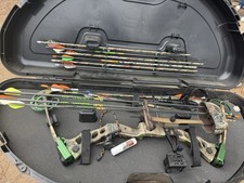 Bear Instinct Compound Bow Right Hand Camo Green with Arrows & Case