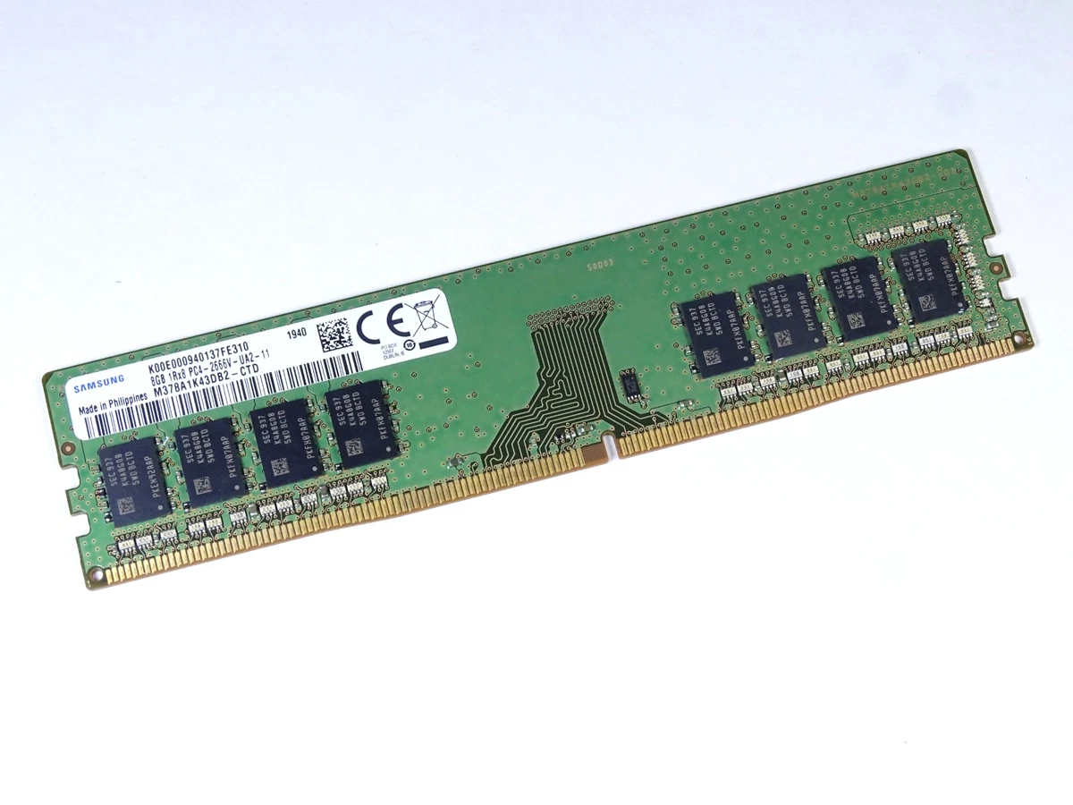 Samsung PC4-21300 (DDR4-2666) Bus Speed Computer RAM 8 GB Capacity