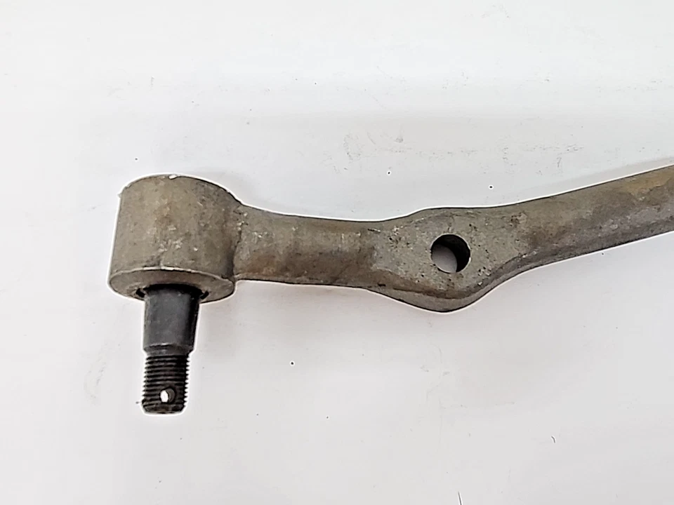 New Old Stock Center Steering Link 1973-76 Chrysler Corp. B/C/E Bodies (Bin19) - Image 2 of 4