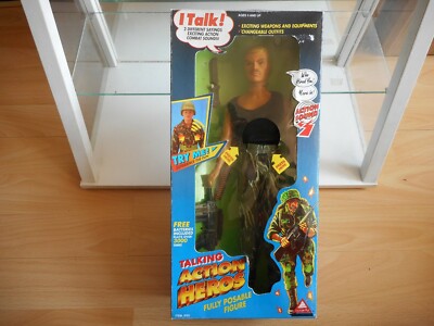 Toymax sprechende Actionhelden in Box (1)