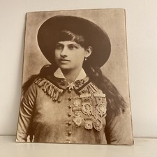Sharpshooter Annie Oakley Buffalo Bill's Wild West 11x14 Lithograph Print,Sealed
