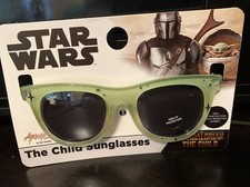 STAR WARS THE MANDALORIAN CHILDS SUN GLASSES NEW 