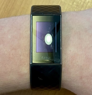 Fitbit Charge 3 Advanced Fitness Tracker GPS Black   Untested No Charger