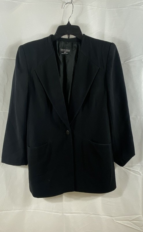 Vintage Giorgio Armani Men's Black Single Button Blazer Made in Italy Sz 40