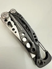 LEATHERMAN Skeletool CX Carbon Multi Tool Knife Missing flat head bit