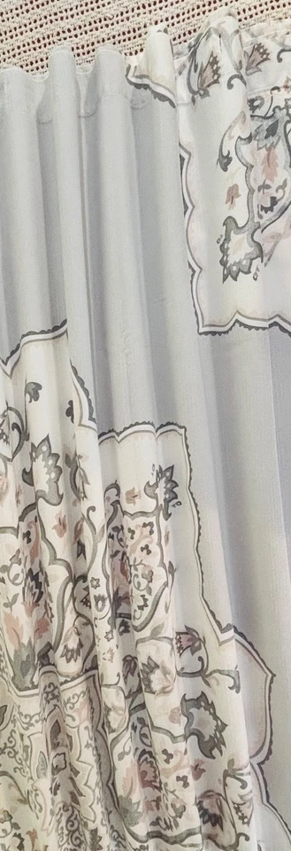 ENVOGUE Silver Gray Pink Floral Medallion Cotton Fabric Shower Curtain - Image 3 of 4