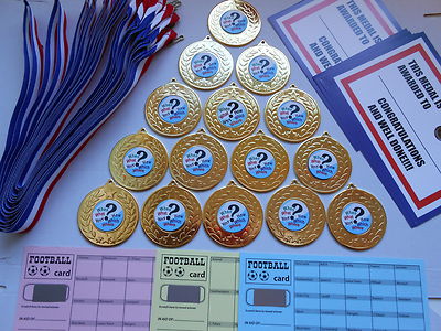 QUIZ - 50 MM METALLMEDAILLEN MIT BAND X 15 - MIT ZERTIFIKATEN UND RUBBELKARTEN