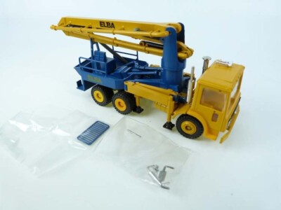 Pompe à Béton Elba Mack 3-ACHS Conrad 3681 – Miniature 1:50 Neuve Sous Emballage D'origine