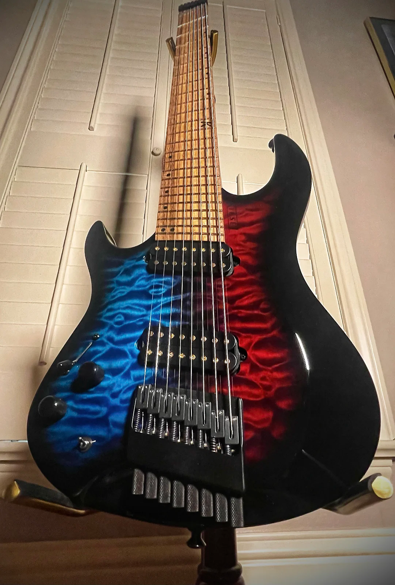 Kiesel Osiris 8 String Left Handed - Blue to Red Candy Fade Kiesel Osiris 8 String Left Handed - Blue to Red Candy Fade