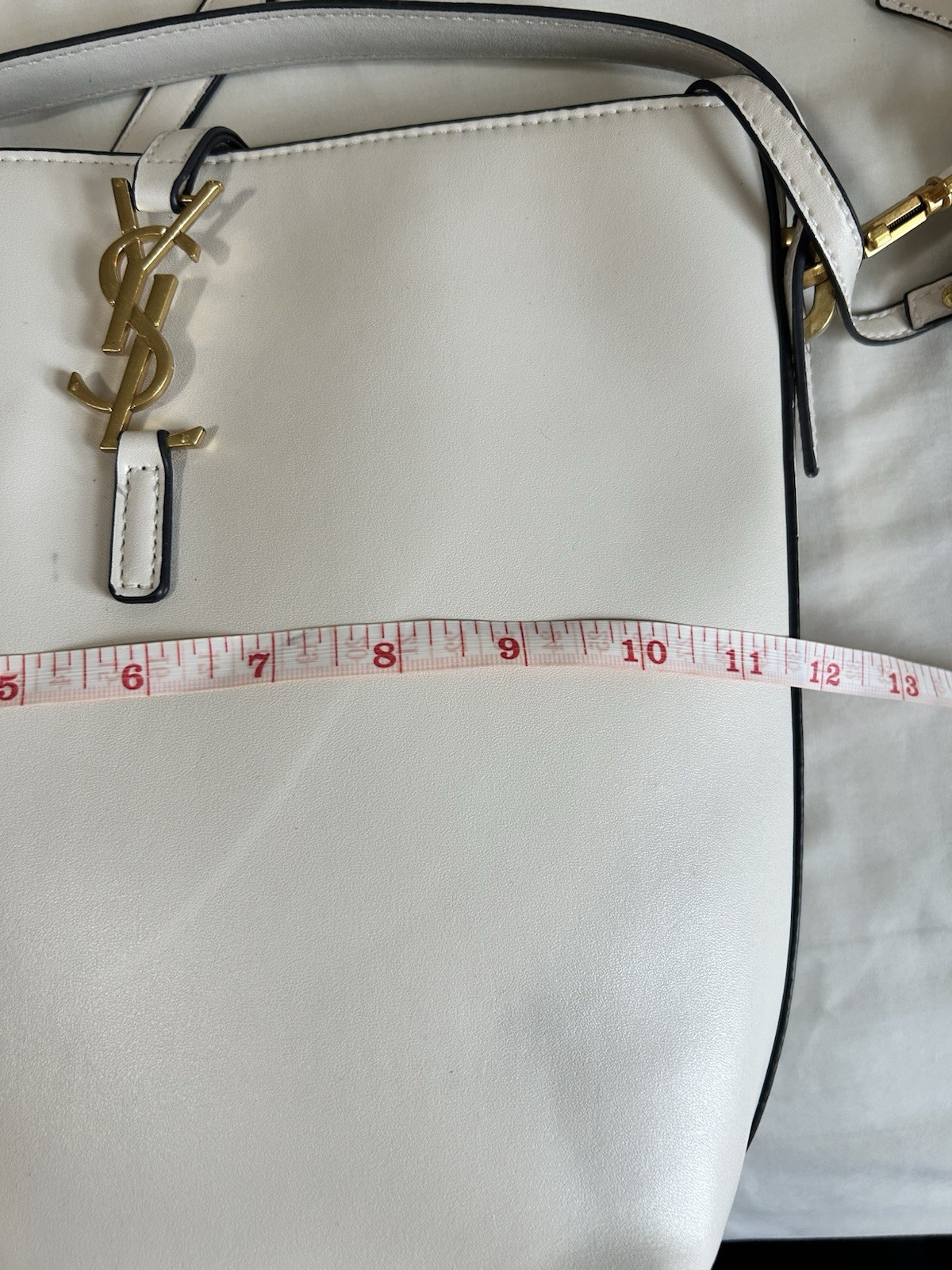 Borsa a secchiello Saint Laurent Le 37 in pelle crema donna con marsupio rimovibile