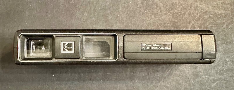 Camera Kodak Tel-Ektralite 20 Dual Lens 110 cartridge film not tested