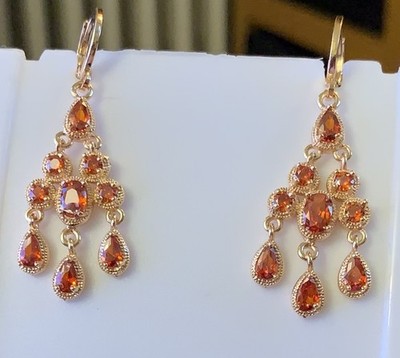18k Gold Finish Tropfen Hänger Chandelier Ohrringe mit Flamme rote Granate Geschenkboxed