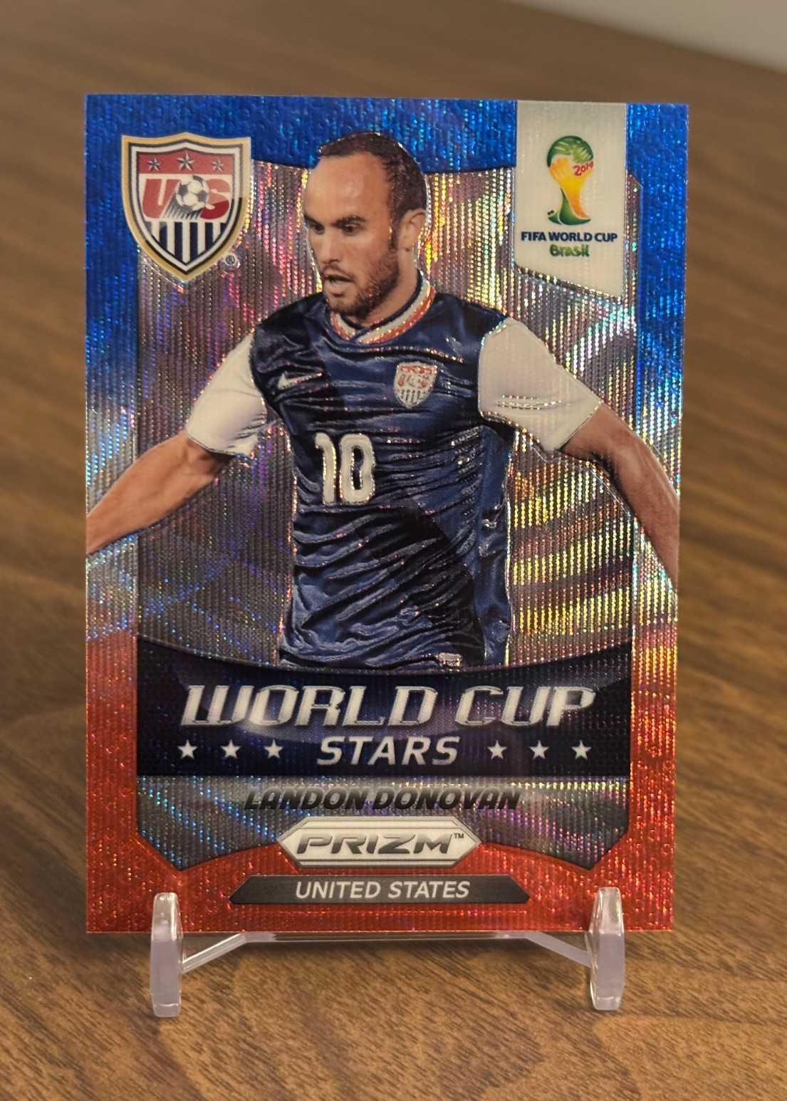 Landon Donovan 2014 Panini Prizm World Cup Stars #39 Blue & Red Wave Prizm