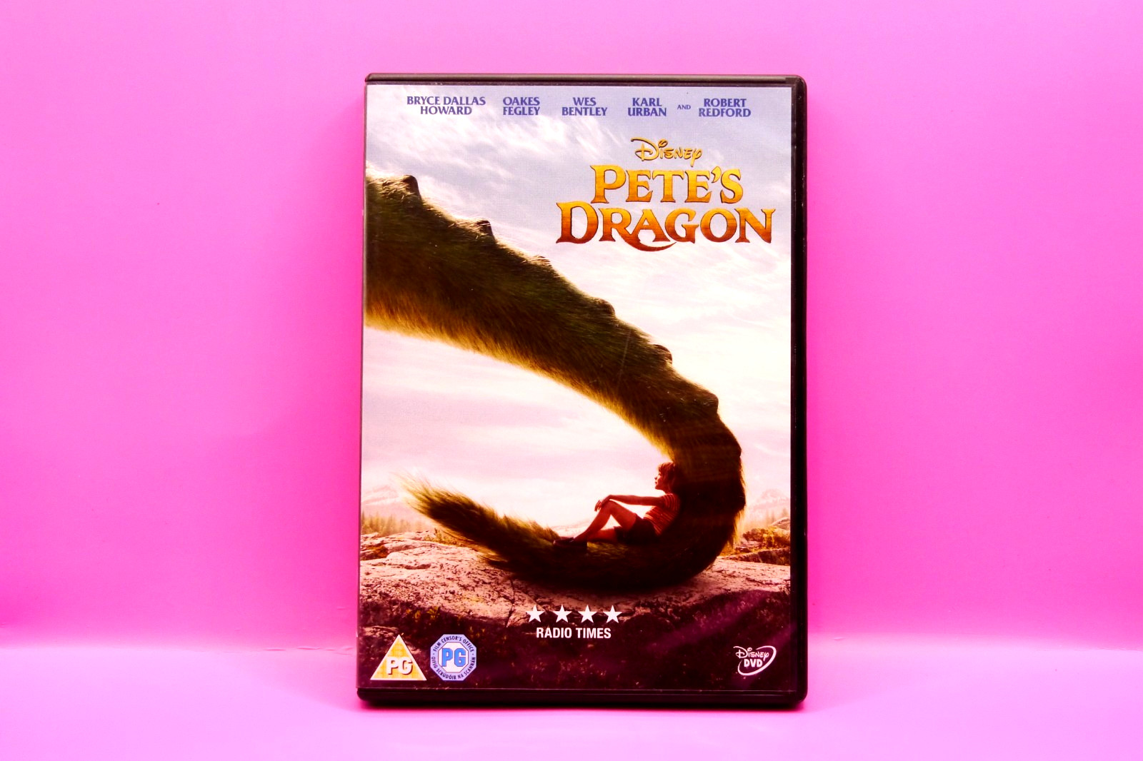 * * * PETE'S DRAGON DVD - FREE DELIVERY * * *