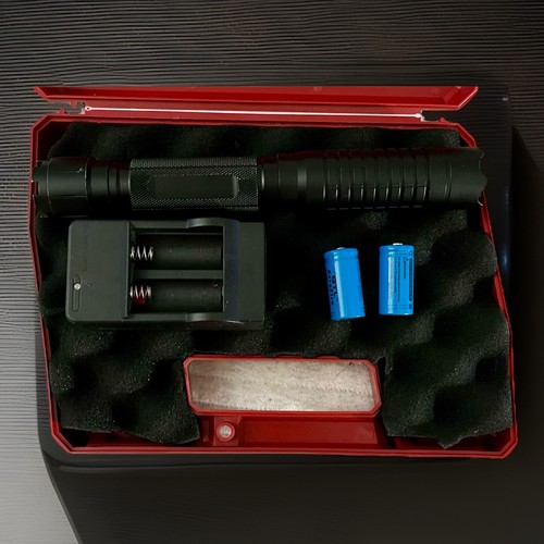 GTL EVREFIRE 2000 mAh High Power Blue Laser. Rechargeable Batteries W/ Charger