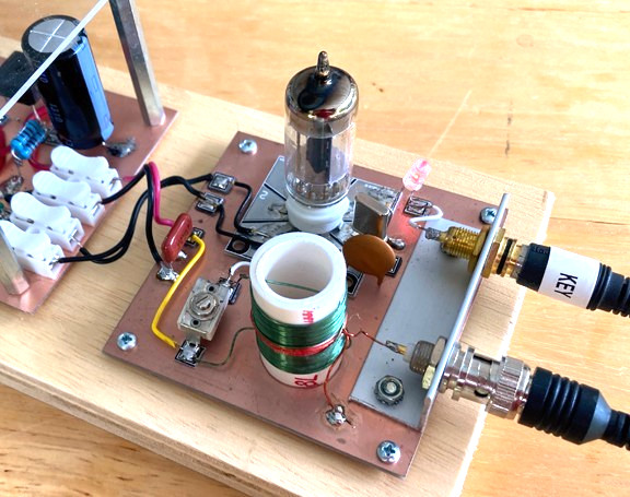 Ham Radio Vacuum-tube (Thermatron) QRP CW Michigan Mighty Mite Transmitter Kit