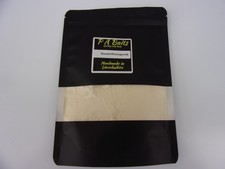 Garlic and fenugreek powder boilie rolling bait making