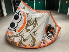 kite 6.25 Gipsy Wainman con barra a 350€.