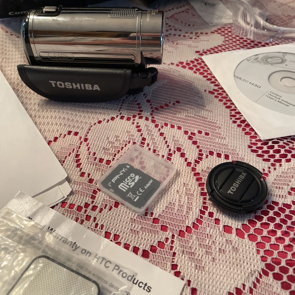 Videocámara probada TOSHIBA CAMILEO H30 DIG PANTALLA TÁCTIL CÁMARA 10MP Opt Zm Foto 4 de 4