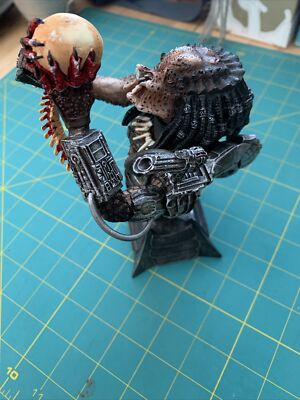 Mini bust predator spécial édition 20cm palisades 2417/3000