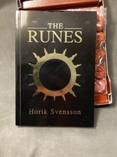 THE RUNES COMPLETE KIT HORIK SVENSSON  METAPHYSICAL NEW AGE OCCULT PSYCHIC STONE