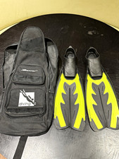 Typhoon Scuba Diving Fins & Flippers Size S 5-7 Yellow/Black with Beaver Bag