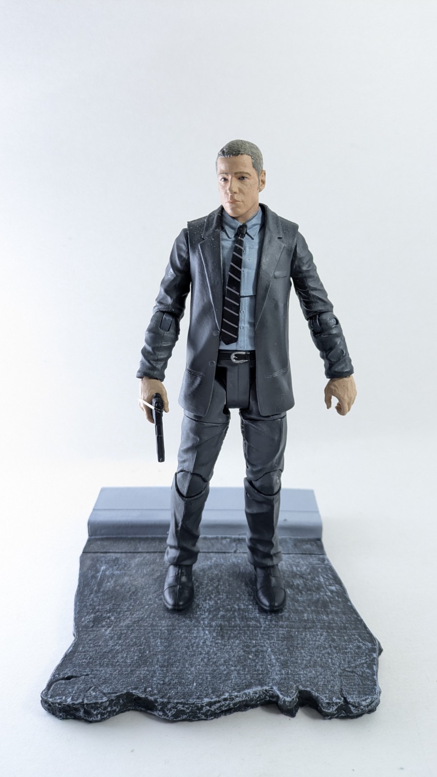 Diamond Select DC Gotham 7" Detective James Gordon Before Th