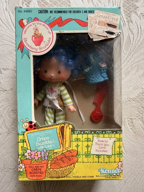 Vintage 1980s Kenner Strawberry Shortcake Crepe Suzette with Eclair Doll in Box