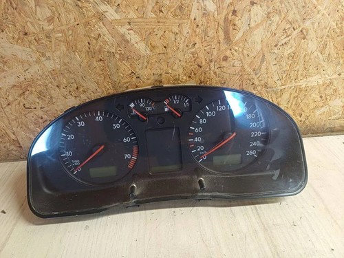 VW PASSAT Variant B5 3B5 Kombiinstrument 3B0919861H 1.60 Petrol 140kw 34899626
