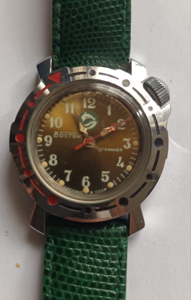Vintage Vostok Komandirskie Militäruhr – Mechanisches Handaufzug, Leder