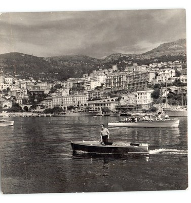 MONACO Prince RAINIER III Rides Boat in Beautiful MONTE CARLO 1962 Press Photo