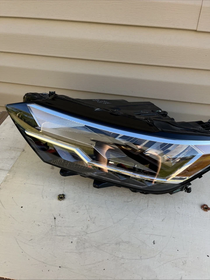 OEM 2019 - 2024 VOLKSWAGEN JETTA FARO DELANTERO IZQUIERDO LADO CONDUCTOR LUZ LÁMPARA Foto 2 de 4