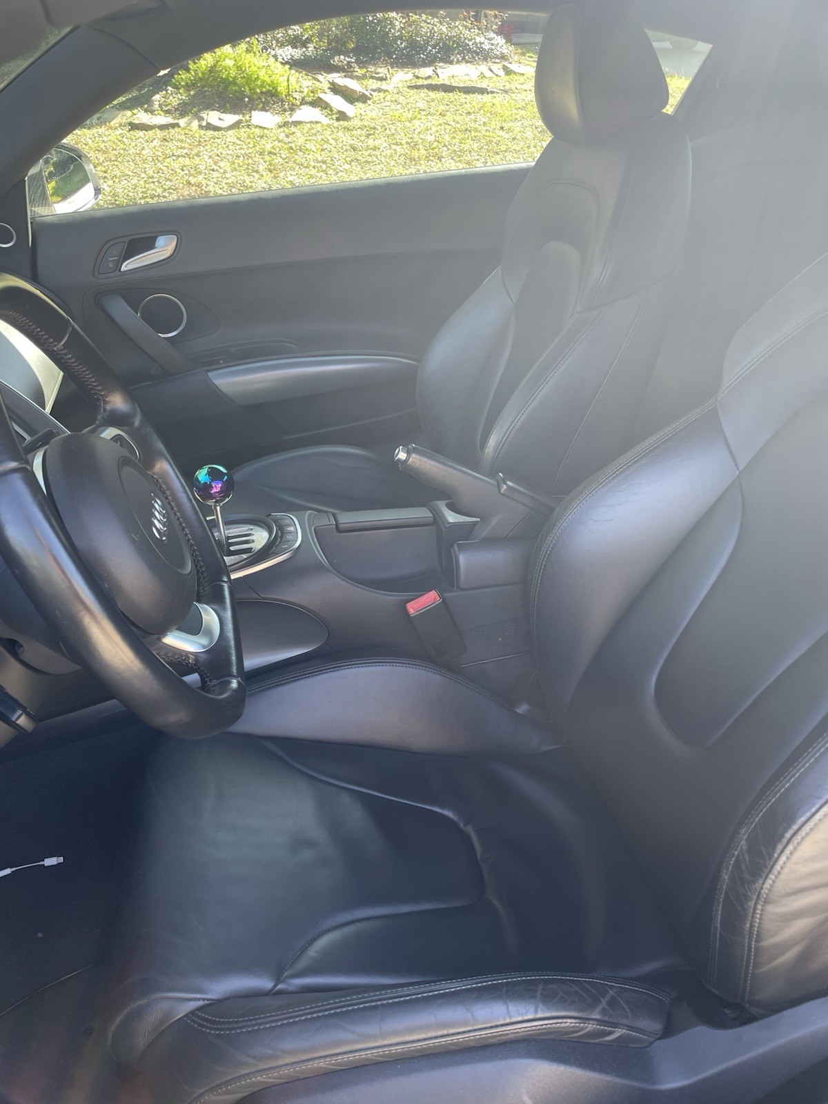 2009 Audi R8 V8 4.2L Manual Transmission White  Under 325XX Miles