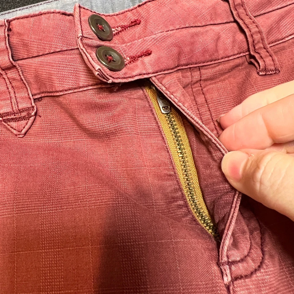 Horny Toad Women's Size 10 Pants Plaid Casual Chinos Trousers Red Straight Leg - Image 4 of 4