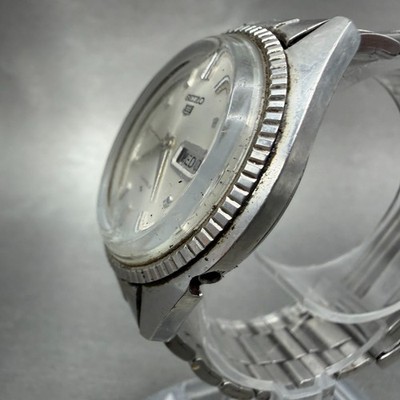 Seiko 5 Automatic Watch Men 37mm Silver Dial Silver Tone Daydate
