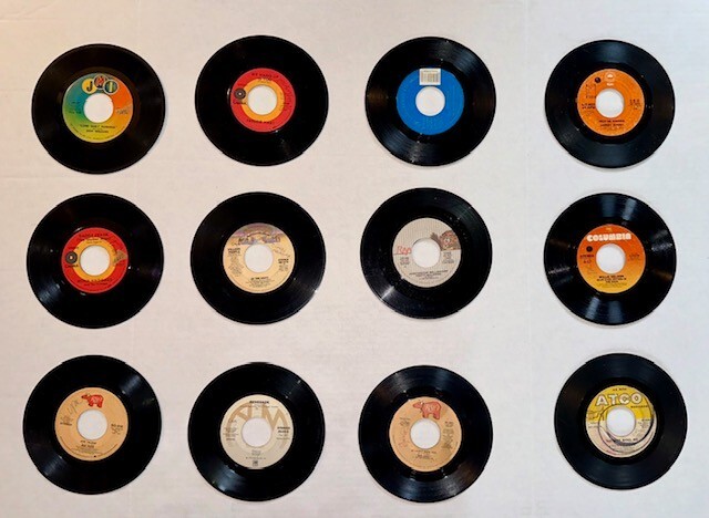 Vinyl Records Lot Of 32 Mixed Genres-image