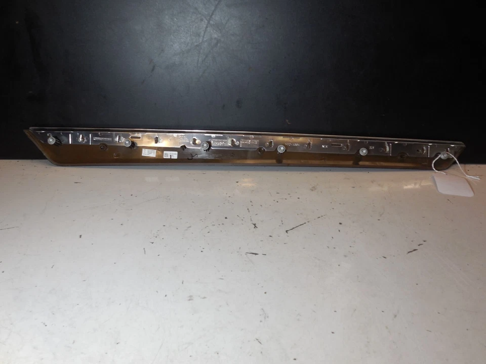 Rear Left Door Panel Wood Trim A2127305922 14–16 Mercedes Benz W212 E300 E350 - Image 2 of 4