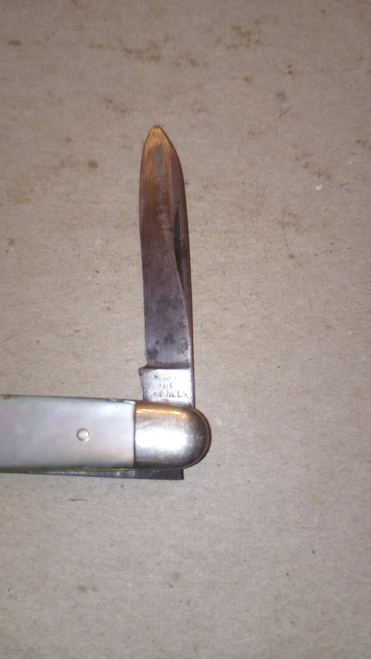 Antique Miller Bros Meriden MOP Equal End Pen Pocket Knife - Pre 1920 - Image 3 of 4