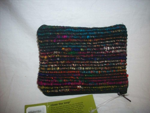 Lot of 3 - "World Of Good" Woven Coin Purses with a Rainbow of Colors - Picture 11 of 12