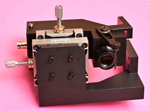 BD LSR II Flow Cytometer Optical Assembly w/ Sensor Newport M-UMR5.16 XY Stages