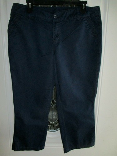 Maurices Capri Pants Navy Blue 34\