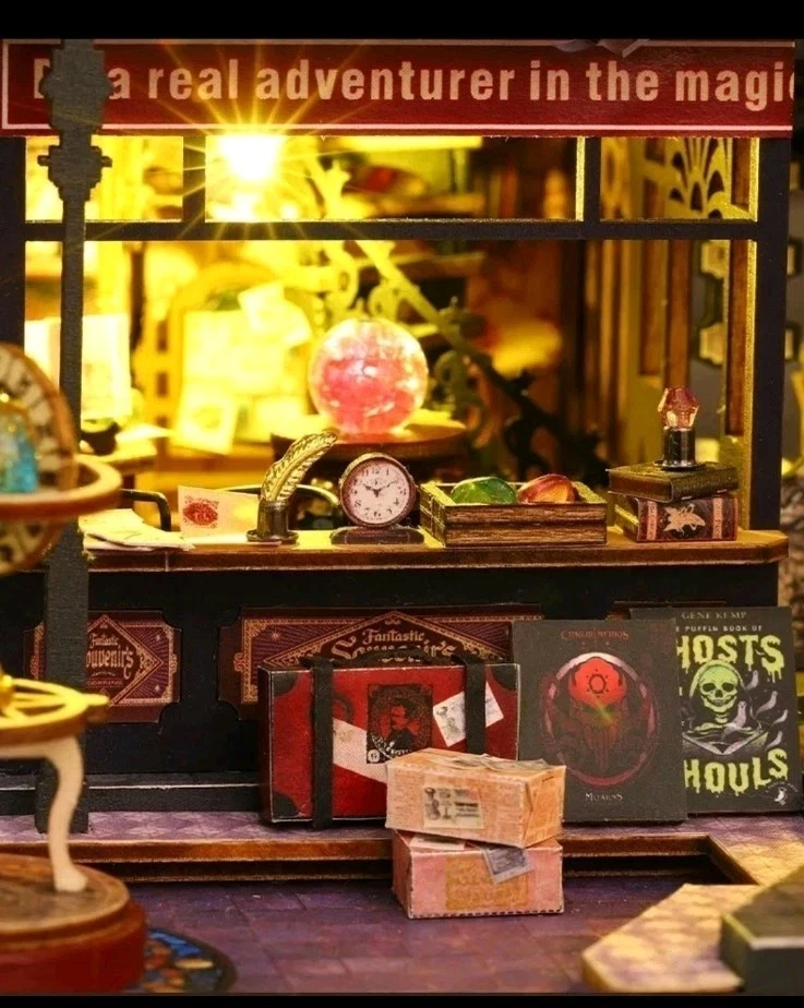 Hágalo usted mismo Kit de Casa Miniatura Holo Magic City 2 Mini Casa de Muñecas Kit de Construcción con LED Nuevo Foto 4 de 4