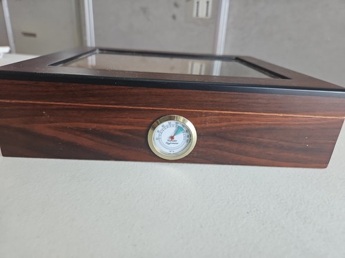 Vintage Cigar Humidor High Gloss Rosewood Box W/ Hygrometer - Picture 2 of 9