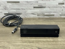 Microsoft Model 1520 Xbox One Kinect Camera Motion Sensor Bar Used Black