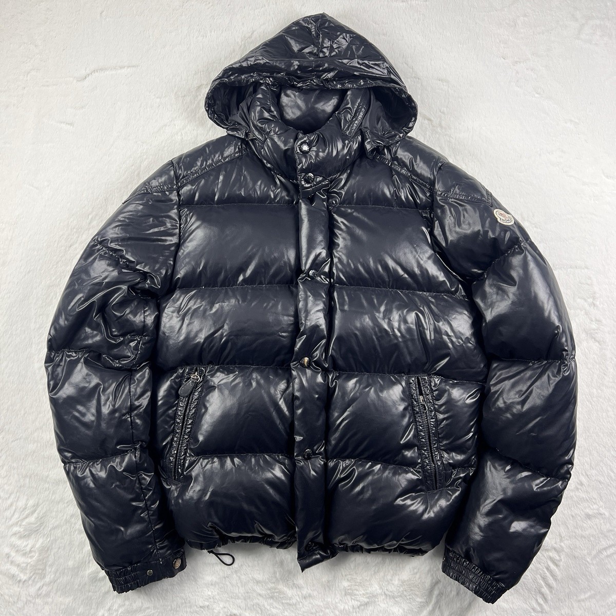モンクレール MONCLER DUBBO 4 Moncler Men's Size 4 Black Glossy Down Puffer Jacket Hooded Coat