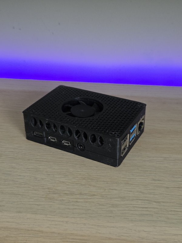 Raspberry Pi 4 Model B 4GB RAM Single-Board Computer with Case & PWM Fan