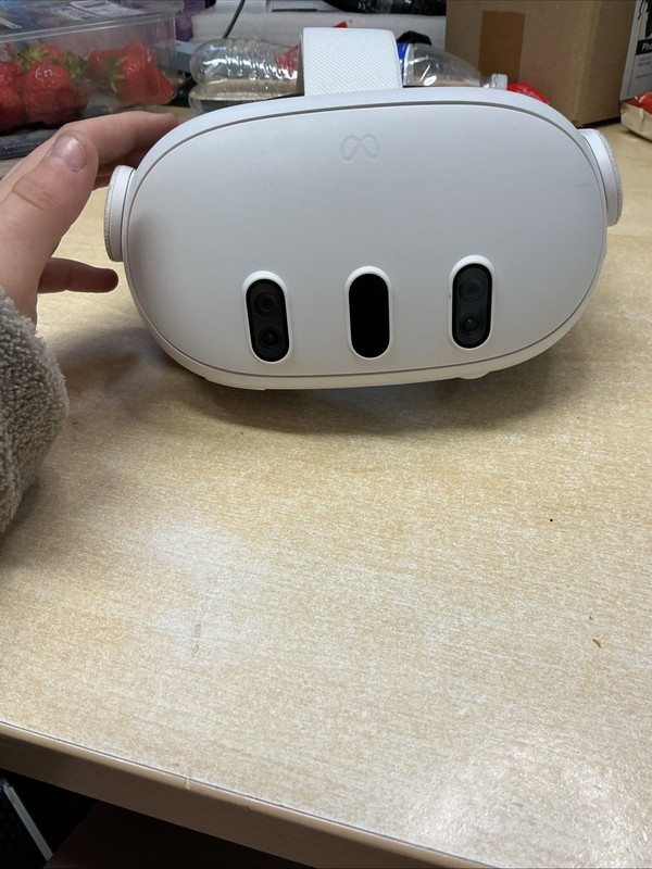 META Quest 3 Mixed Reality Headset - 128GB #9131231