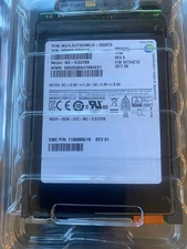 EMC UNITY VMAX Samsung MZ-ILS3T8N 3.84TB SSD PM1633a EMC 118000519 005052110